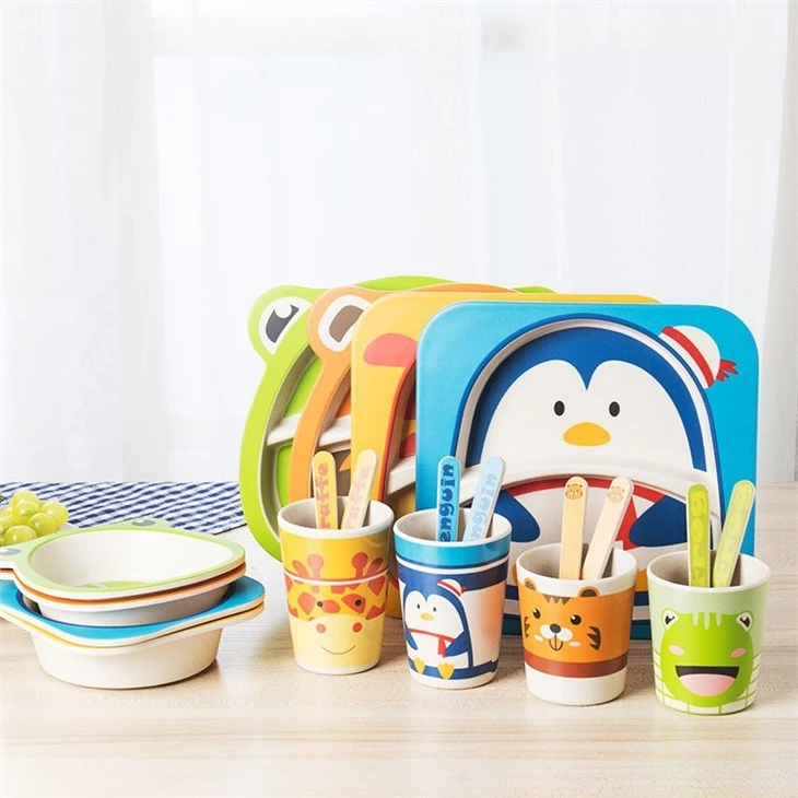 Adorable Animal Prints Dinner Set Adorable Animal Prints Dinner Set